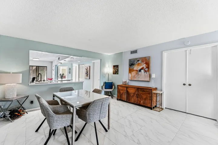 015-10155MangroveDrive-204-BoyntonBeach-