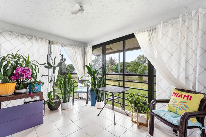 032-10155MangroveDrive-204-BoyntonBeach-