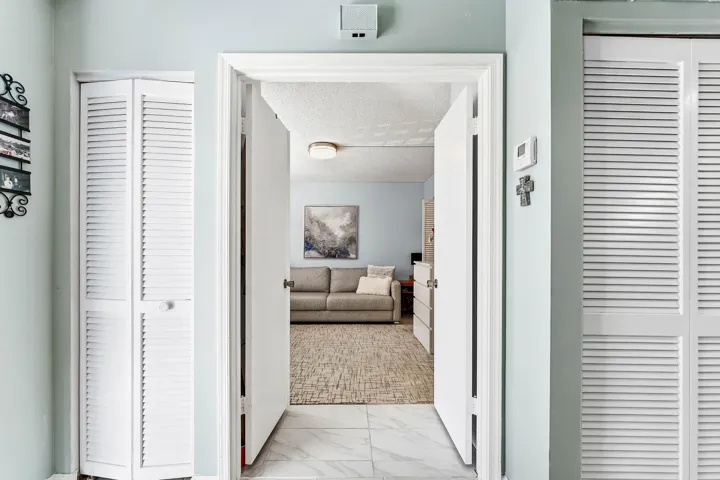 019-10155MangroveDrive-204-BoyntonBeach-