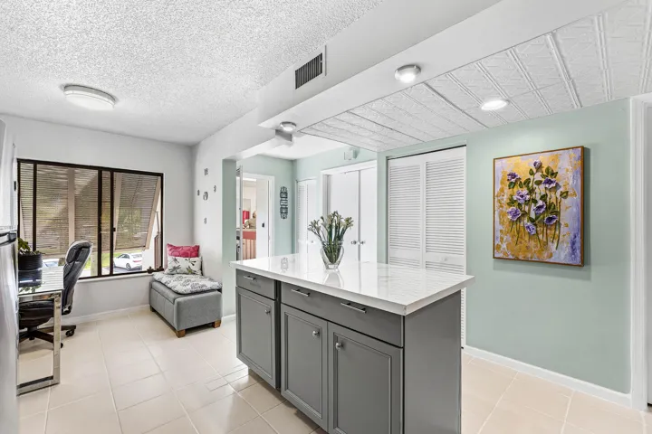 012-10155MangroveDrive-204-BoyntonBeach-