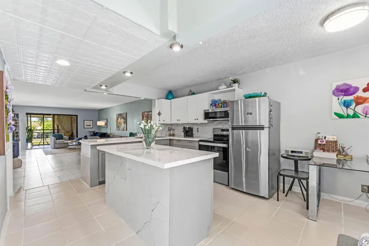 007-10155MangroveDrive-204-BoyntonBeach-