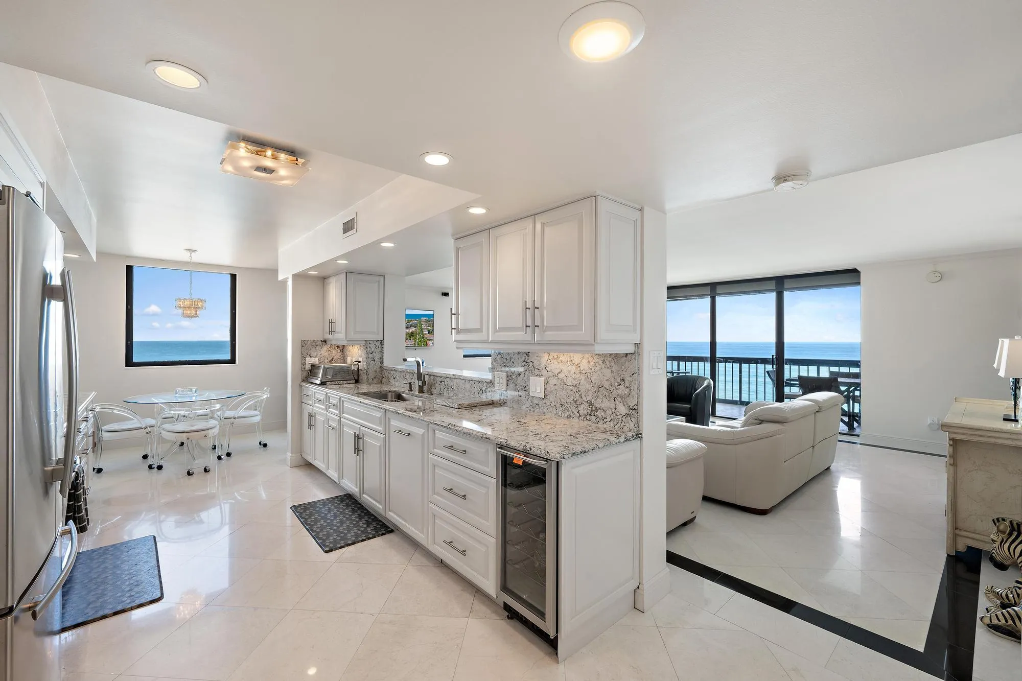 5380 N Ocean Dr-4