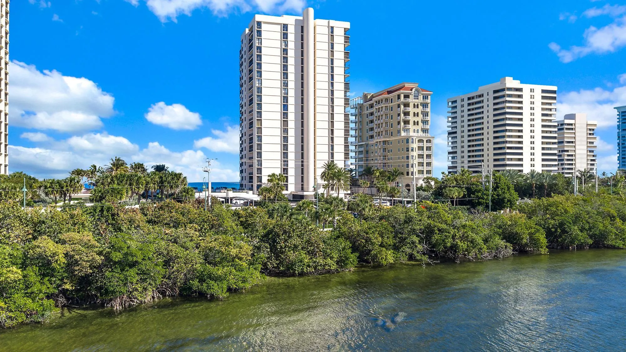 5380 N Ocean Dr-25