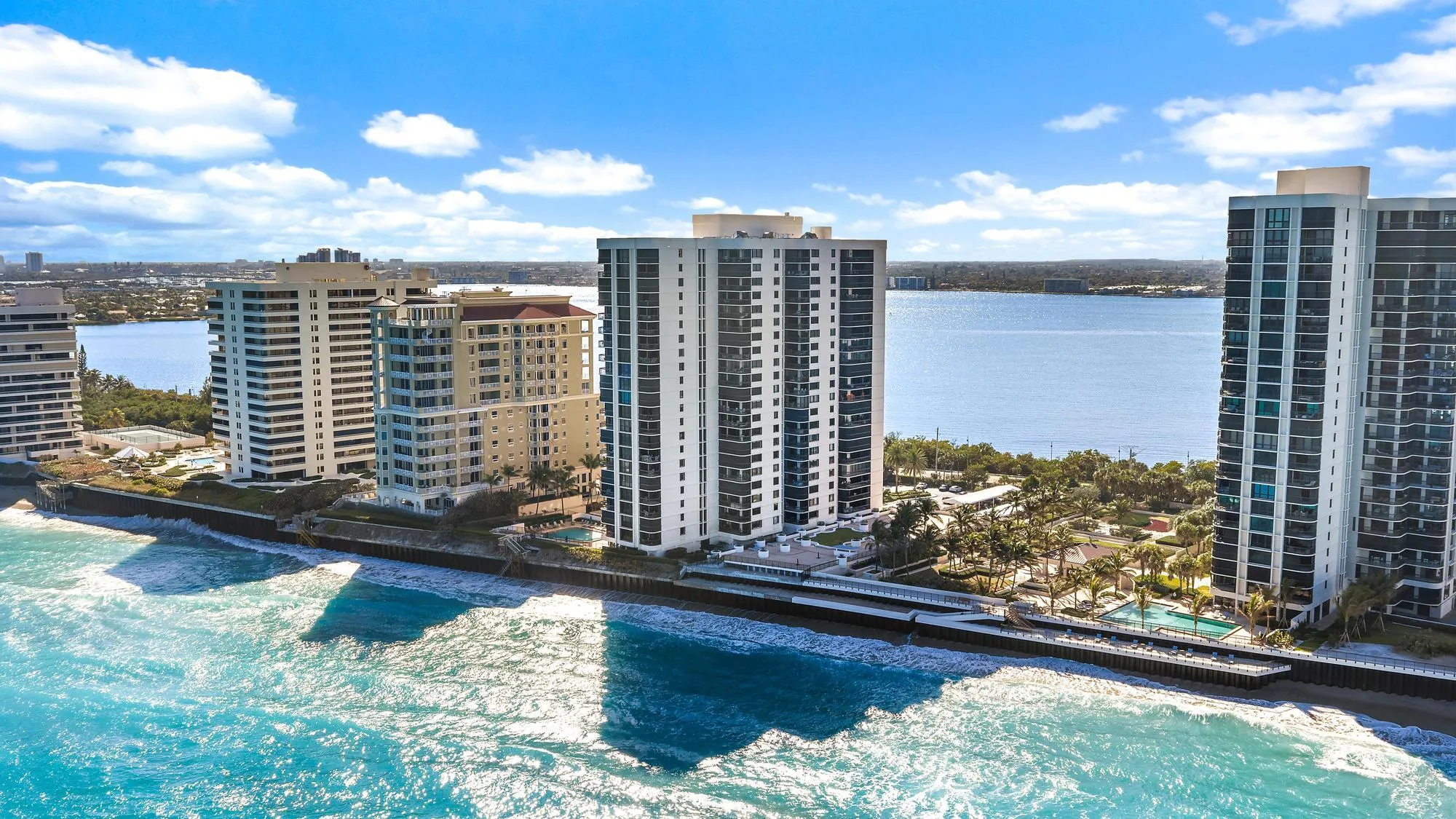 5380 N Ocean Dr-32