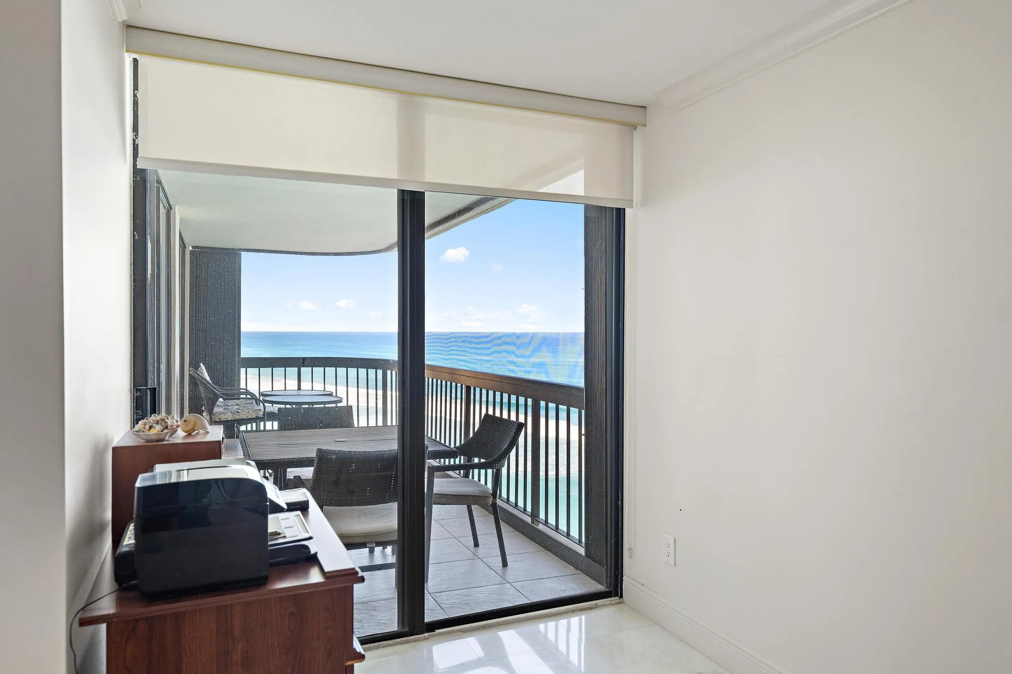 5380 N Ocean Dr-16