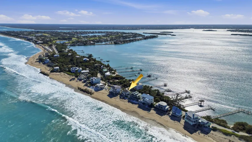 1031 SE MacArthur Blvd Stuart-large-069-