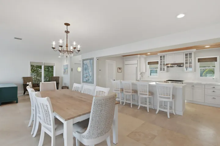 1031 SE MacArthur Blvd Stuart-large-034-