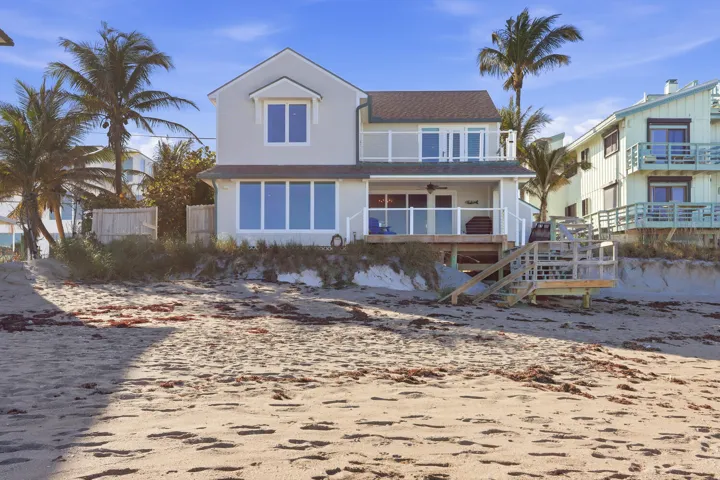 1031 SE MacArthur Blvd Stuart-large-049-