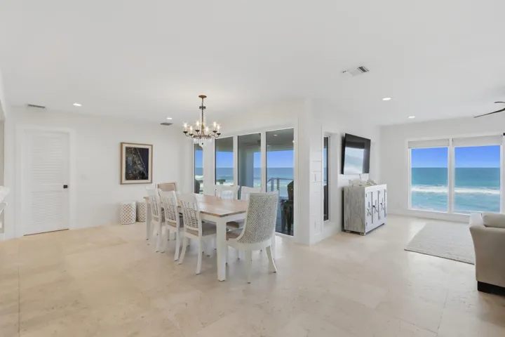 1031 SE MacArthur Blvd Stuart-large-015-