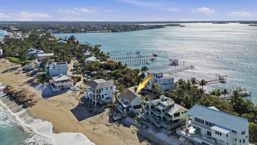 1031 SE MacArthur Blvd Stuart-large-068-