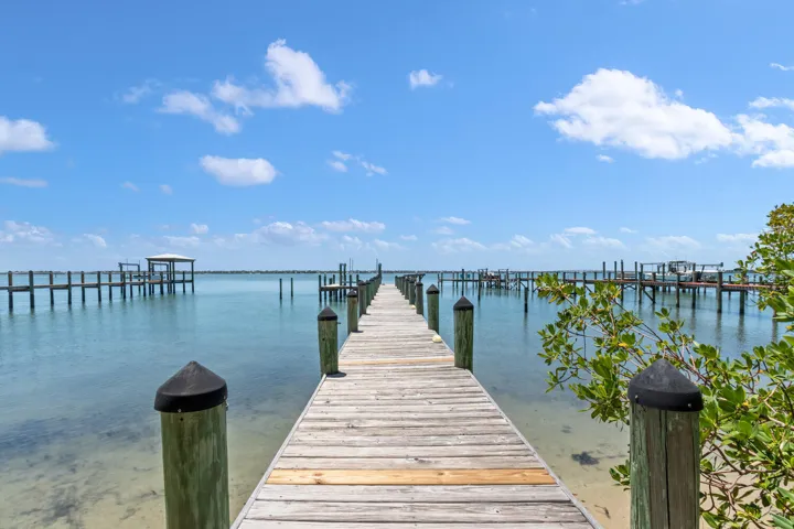 1031 SE MacArthur Blvd Stuart-large-074-