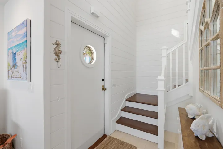 1031 SE MacArthur Blvd Stuart-large-035-
