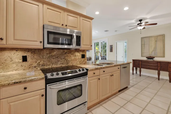 154JupiterKeyRd(24)