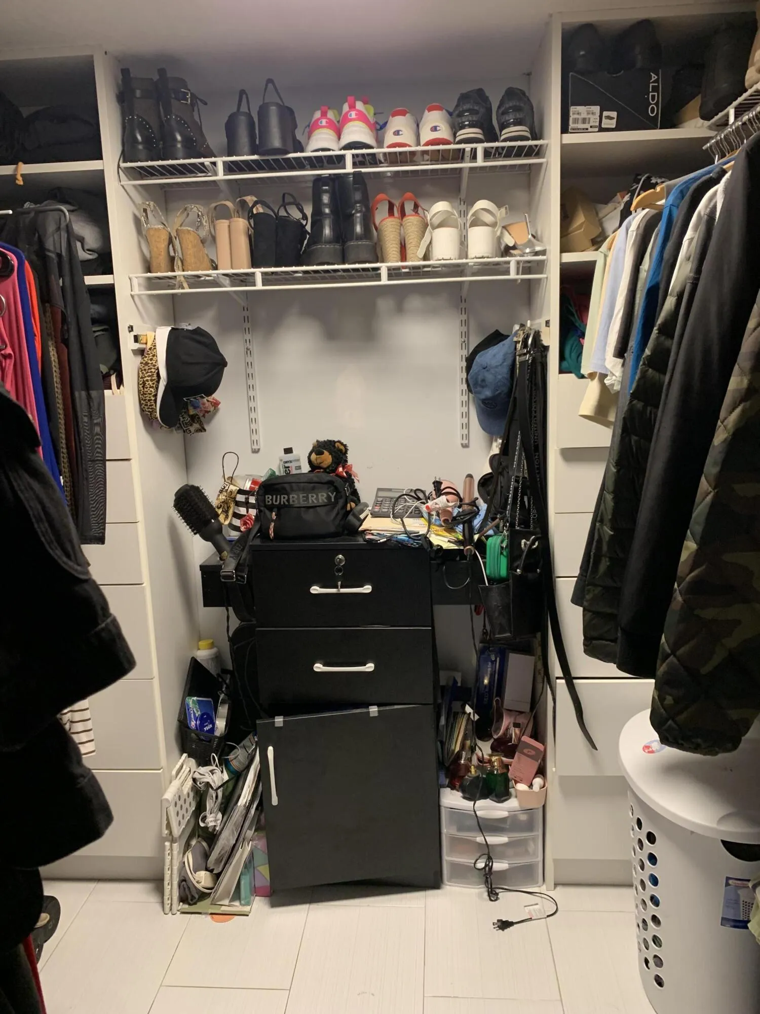 CLOSET