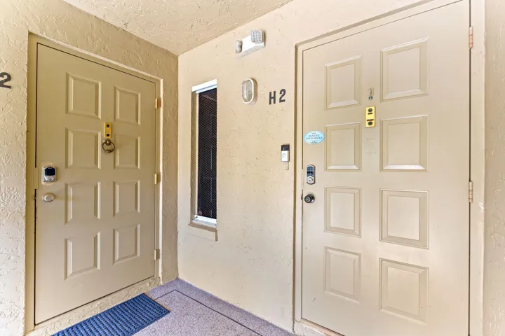 3-web-or-mls-A7409986