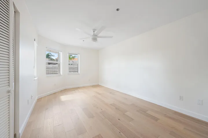 1000 N US Hwy 1 Apt 652-23
