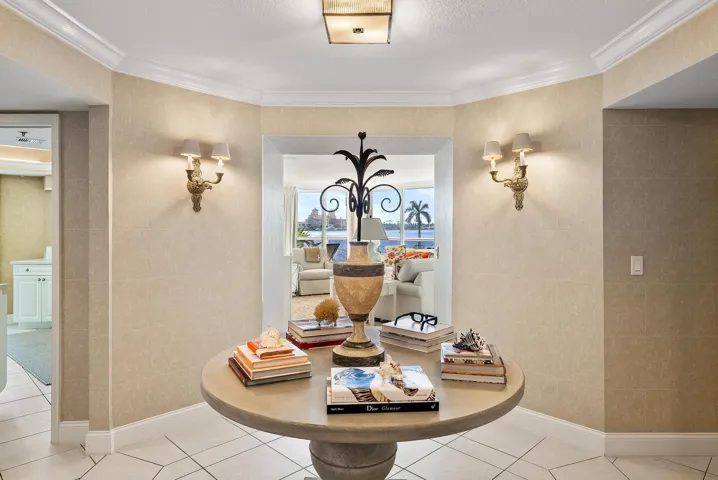 1617 N Flagler Dr Unit 3A -4
