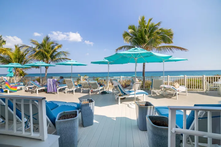 Beach Lounge-B