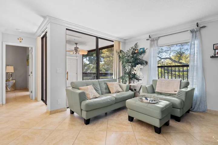 4532 Carambola Cir S by Skybankpro.com P