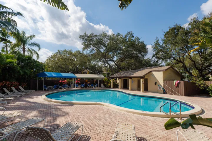4532 Carambola Cir S by Skybankpro.com P
