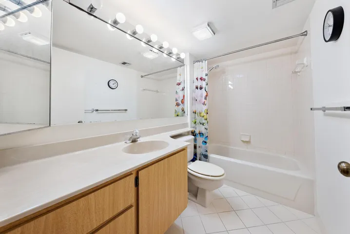 Full Bath