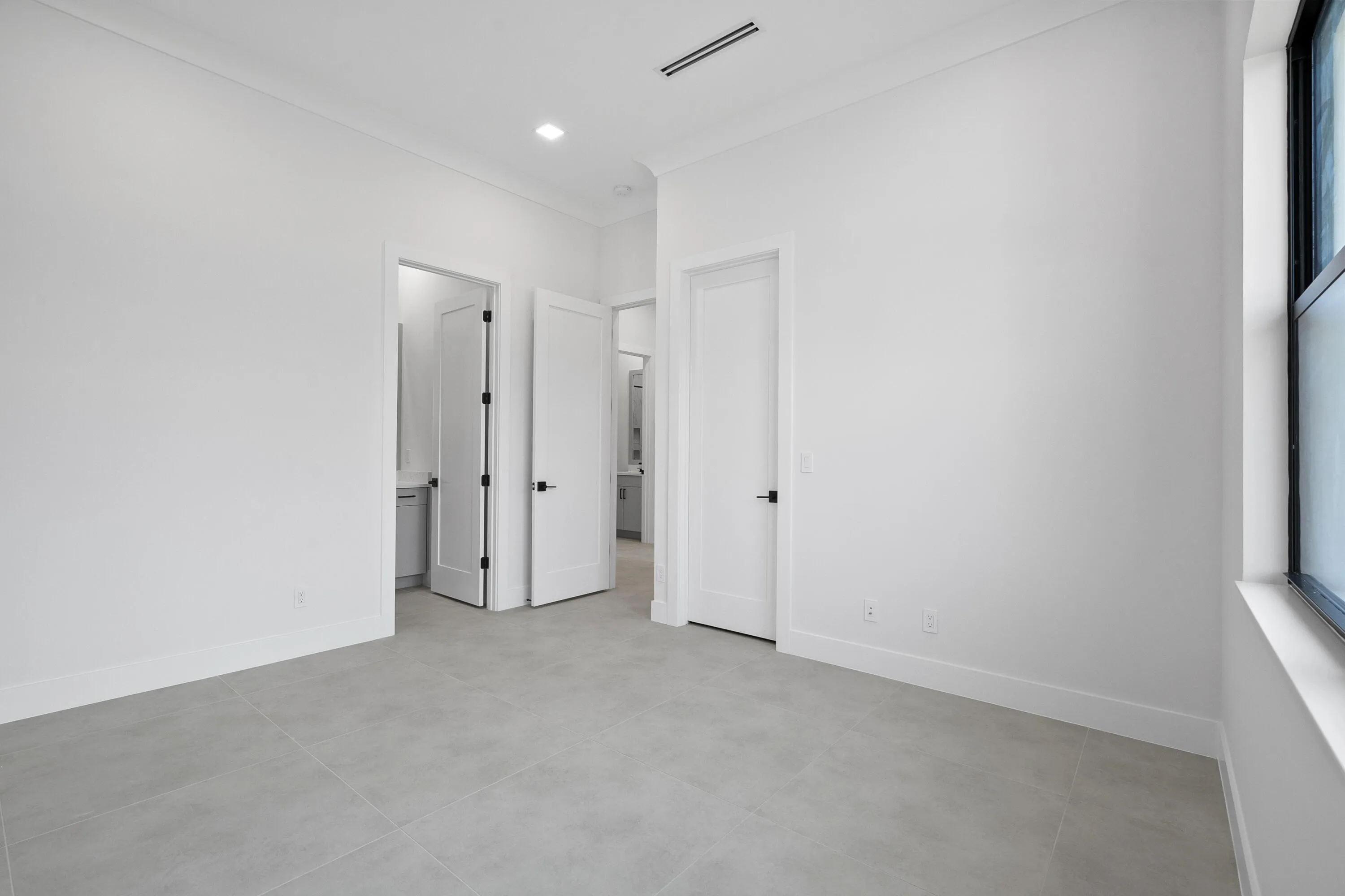 Property photo 130