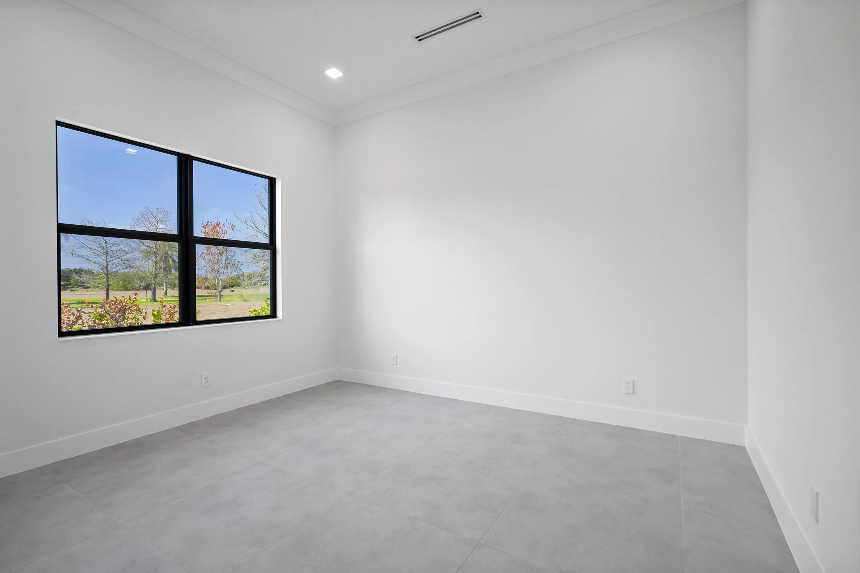 Property photo 129