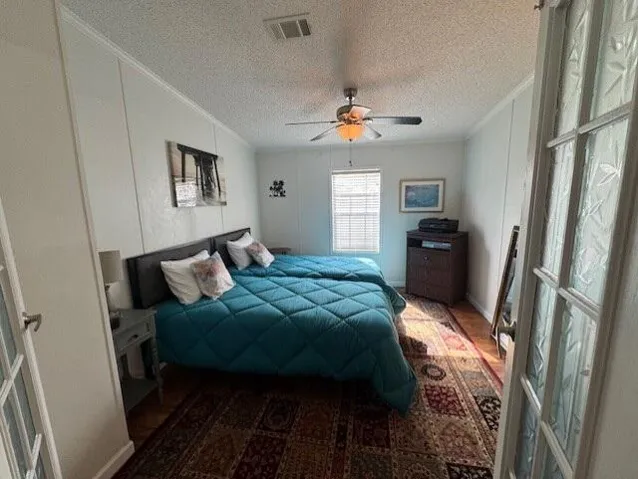3rd bedroom or Den