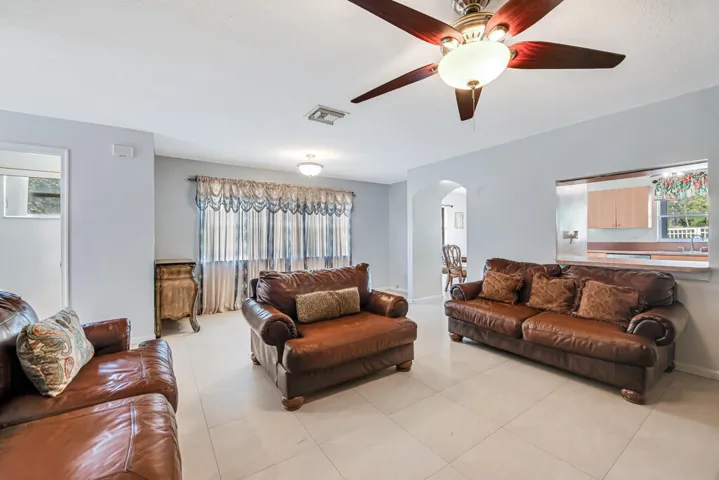 living room4