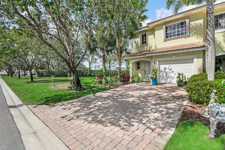 front house02
