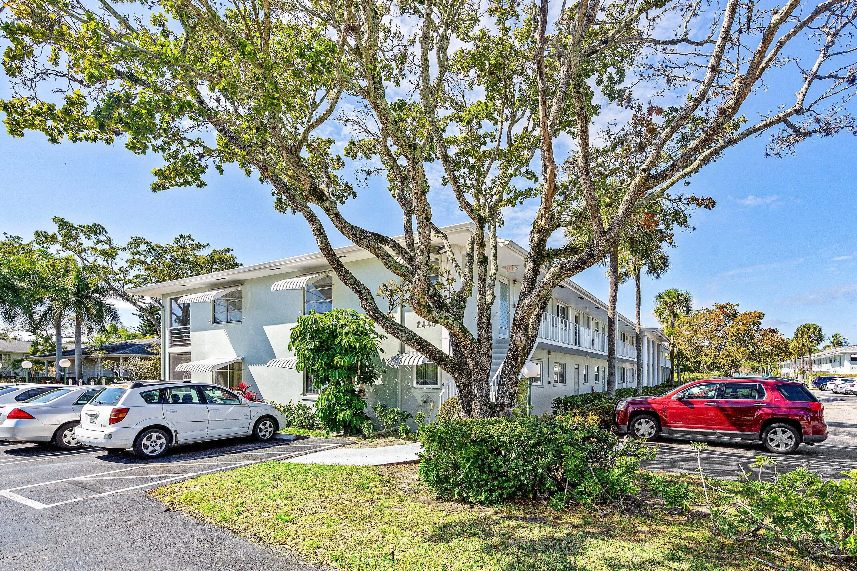 001-2440Southwest22ndAvenue-703-DelrayBe