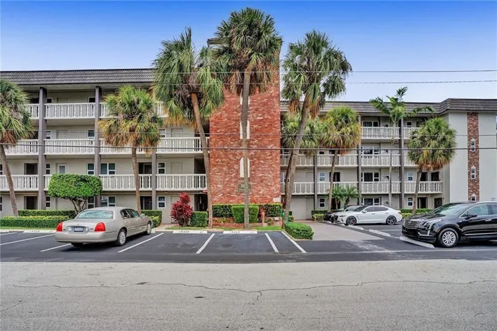 COASTAL LIVING AT ITS BEST FOR BEACH & BOAT LOVERS IN LAUDERDALE BY THE SEA. THIS NICELY REMODELED UNIT FEATURES 1300 SQ FT, 2 BEDROOMS 2 BATHROOMS LOCATED DIRECTLY ON THE CANAL W/ AMAZING WATER VIEWS ONLY 600 FT FROM THE INTRACOASTAL. KITCHEN FEATURES WHITE SHAKER CABINETS, STAINLESS STEEL APPLIANCES W/ GRANITE COUNTERTOPS, & IN UNIT WASHER/ DRYER. PRIMARY BEDROOM ALSO HAS WATER VIEWS W/ WALK IN CUSTOM CALIFORNIA STYLE CLOSET. UPDATED BATHROOMS, NO FIXED BRIDGES, 3 HEATED POOLS, 3 BBQ AREAS, TIKI HUT.