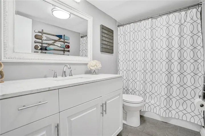 COASTAL LIVING AT ITS BEST FOR BEACH & BOAT LOVERS IN LAUDERDALE BY THE SEA. THIS NICELY REMODELED UNIT FEATURES 1300 SQ FT, 2 BEDROOMS 2 BATHROOMS LOCATED DIRECTLY ON THE CANAL W/ AMAZING WATER VIEWS ONLY 600 FT FROM THE INTRACOASTAL. KITCHEN FEATURES WHITE SHAKER CABINETS, STAINLESS STEEL APPLIANCES W/ GRANITE COUNTERTOPS, & IN UNIT WASHER/ DRYER. PRIMARY BEDROOM ALSO HAS WATER VIEWS W/ WALK IN CUSTOM CALIFORNIA STYLE CLOSET. UPDATED BATHROOMS, NO FIXED BRIDGES, 3 HEATED POOLS, 3 BBQ AREAS, TIKI HUT.
