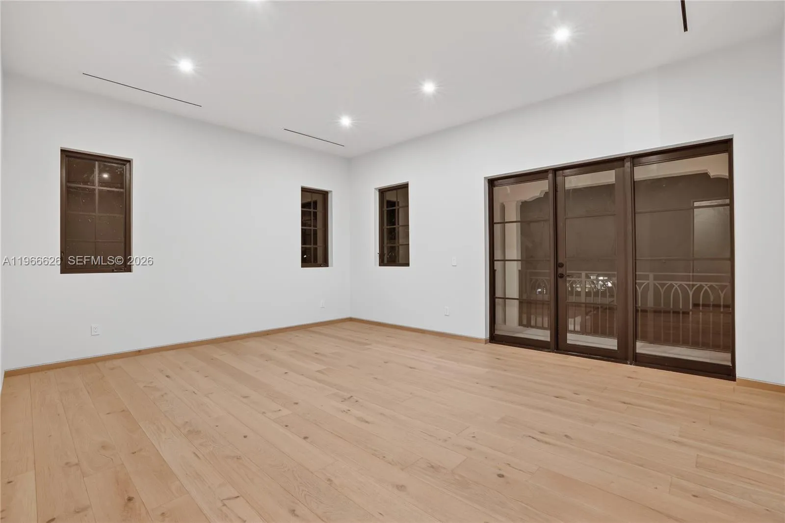 Property photo 35