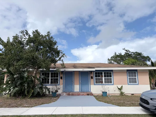 2/1 duplex fro rent