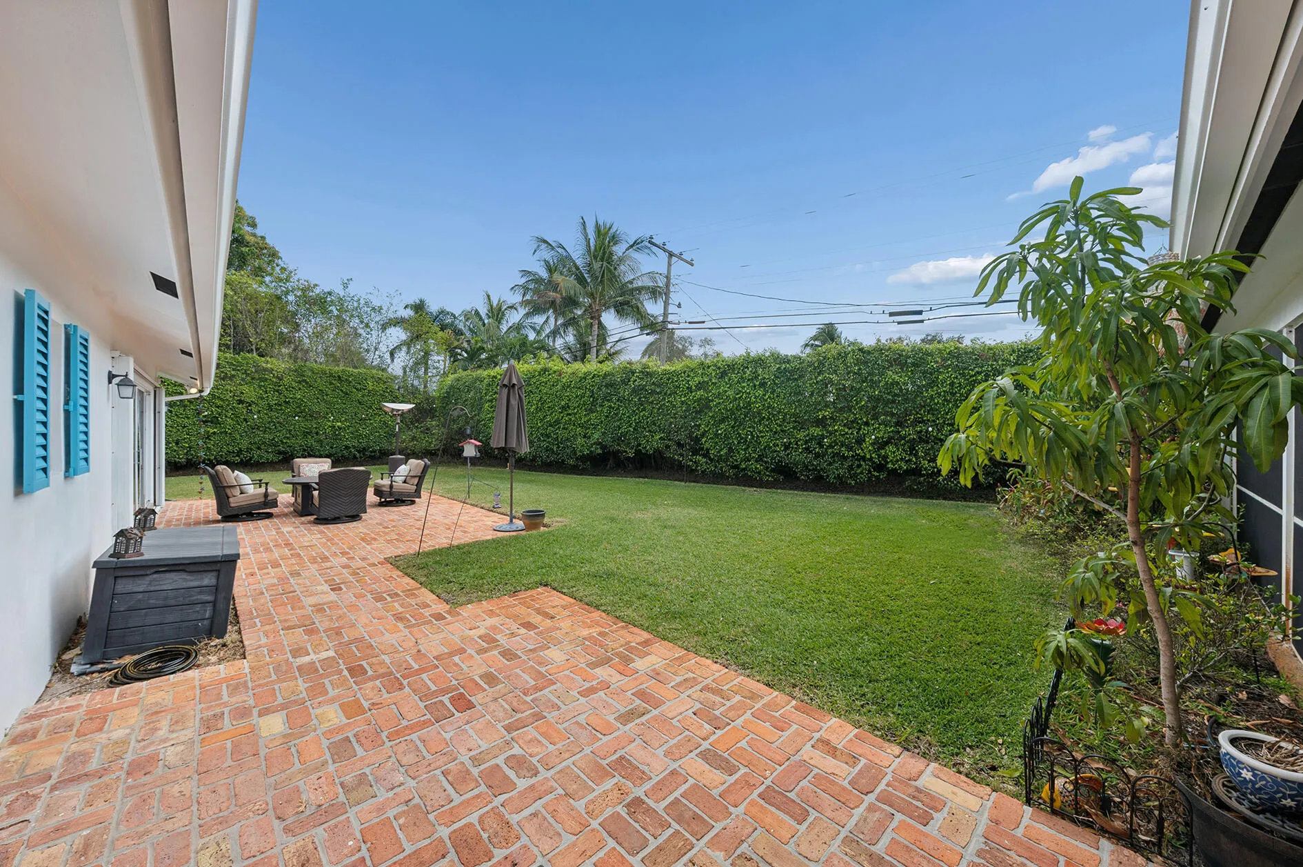 Brick pavered patio