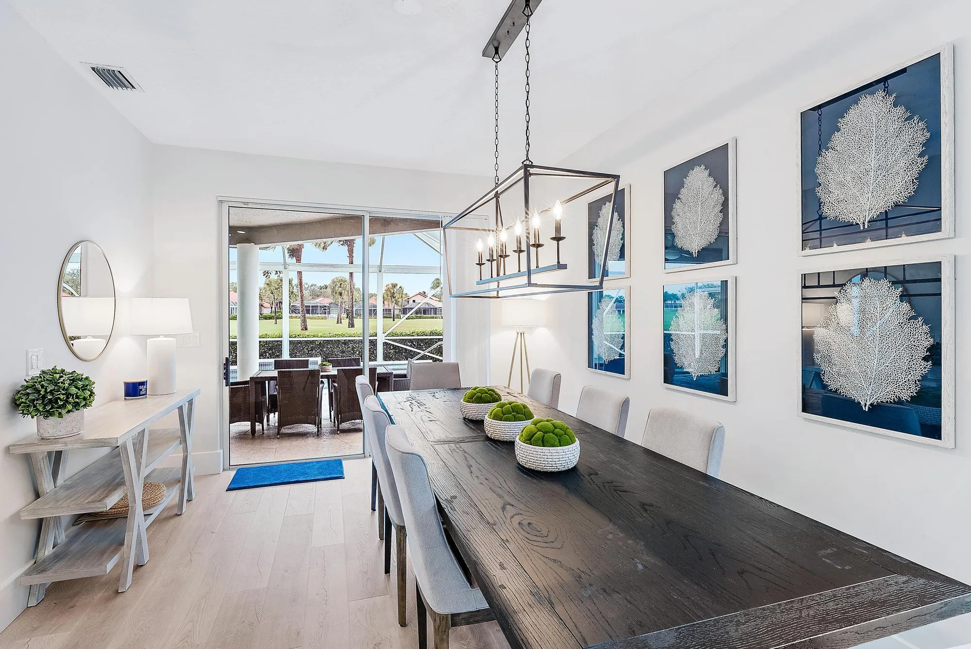 main level dining room
