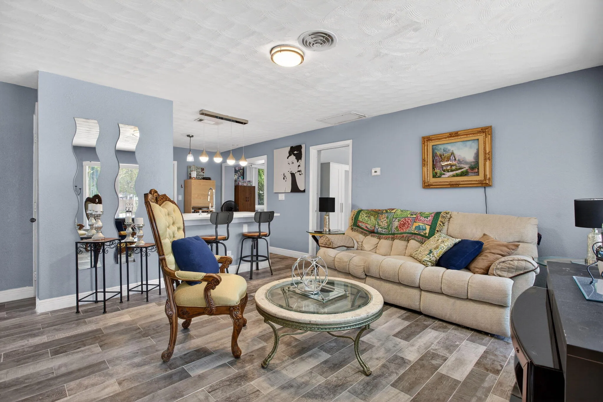 17-web-or-mls-2811 -7982