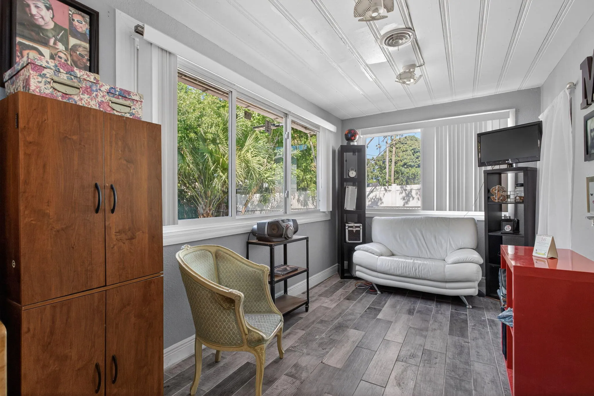 26-web-or-mls-2811 -8030