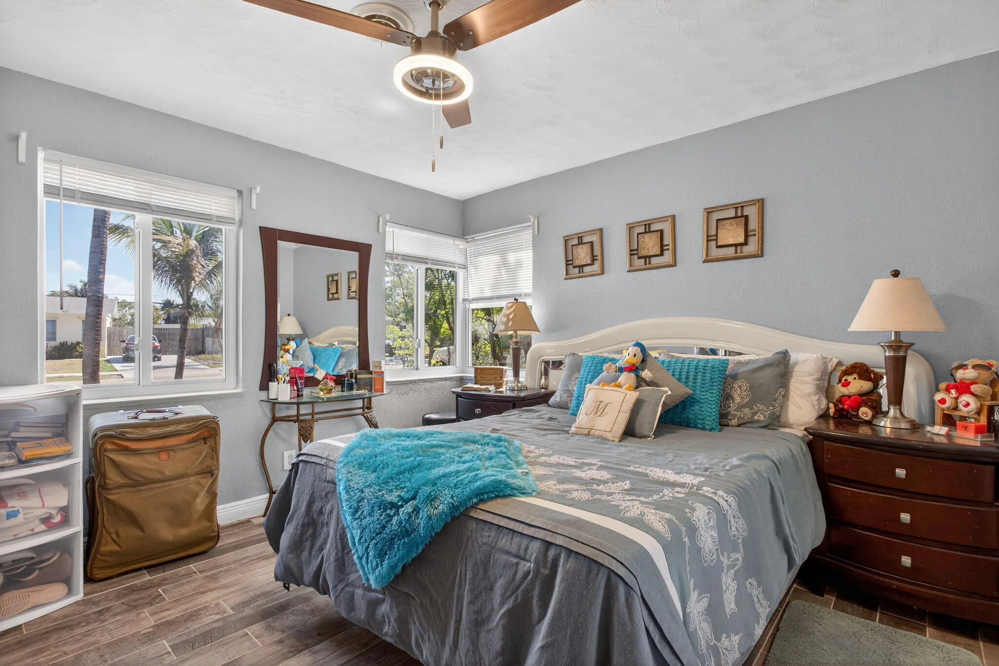 12-web-or-mls-2811 -7957