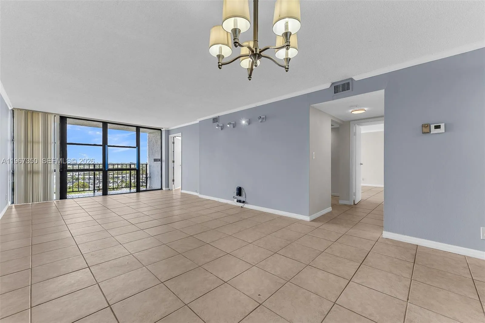 800 Parkview Drive, Unit #1007 - FOR RENT.Three Islands, Hallandale Beach, FL 33009. Florida. Oceanview Park Condominium.