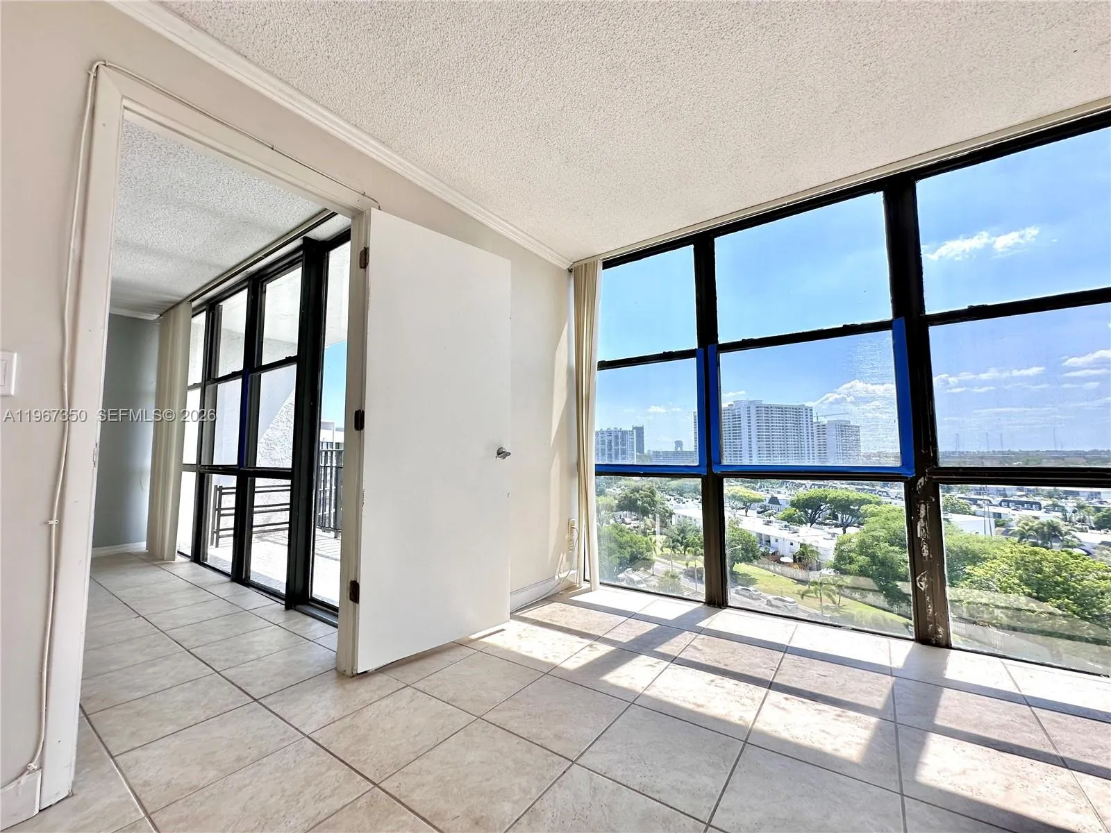 800 Parkview Drive, Unit #1007 - FOR RENT.Three Islands, Hallandale Beach, FL 33009. Florida. Oceanview Park Condominium.