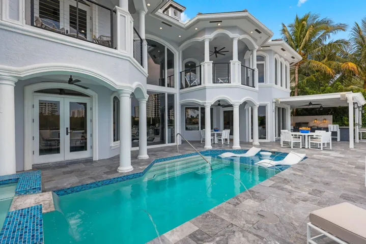 Pool with Direct Intracoastal View