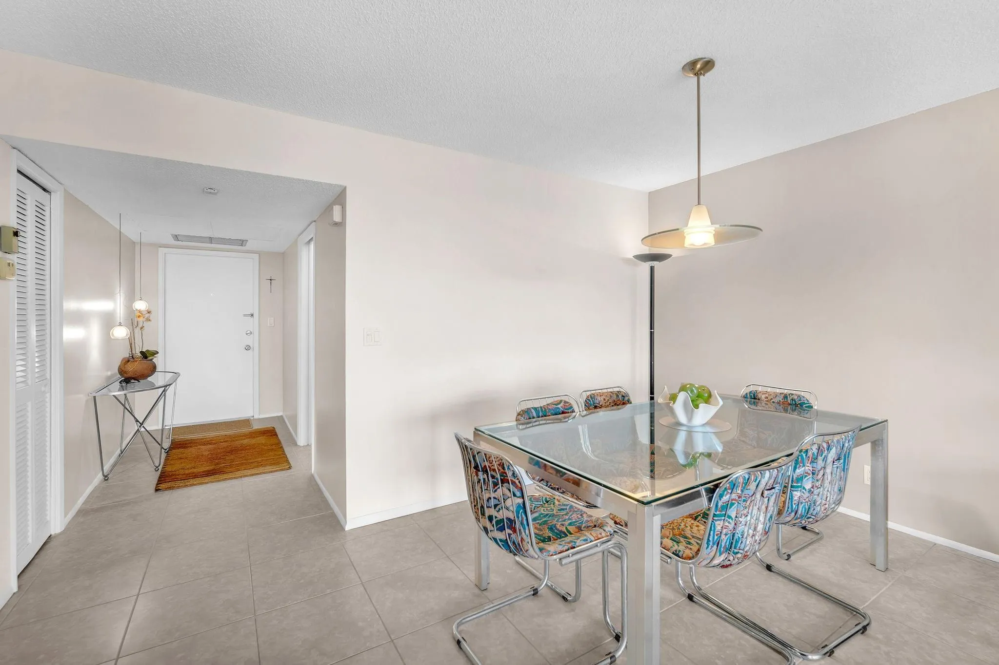 Tile floors in all common areas