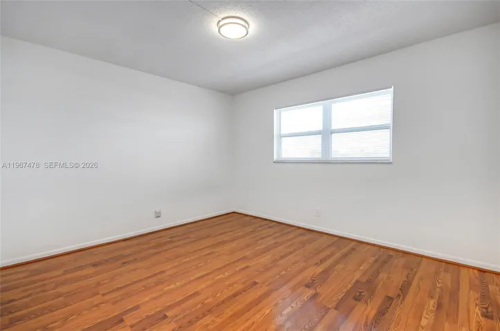 NO CARPETS