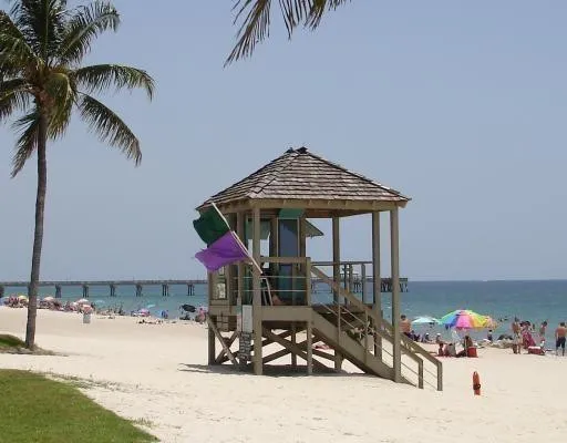 Life guard stand