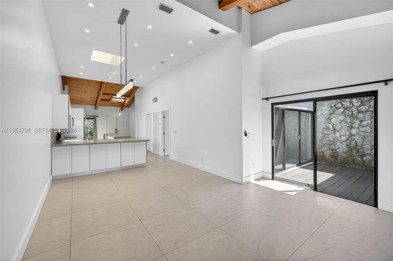 Photo​​‌​​​​‌​​‌‌​‌‌​​​‌‌​‌​‌​‌​​​‌​​ 35