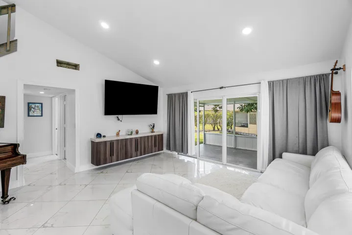 014-101AzaleaCircle-BoyntonBeach-FL-3343