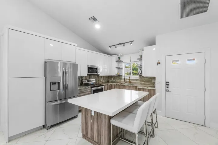 005-101AzaleaCircle-BoyntonBeach-FL-3343
