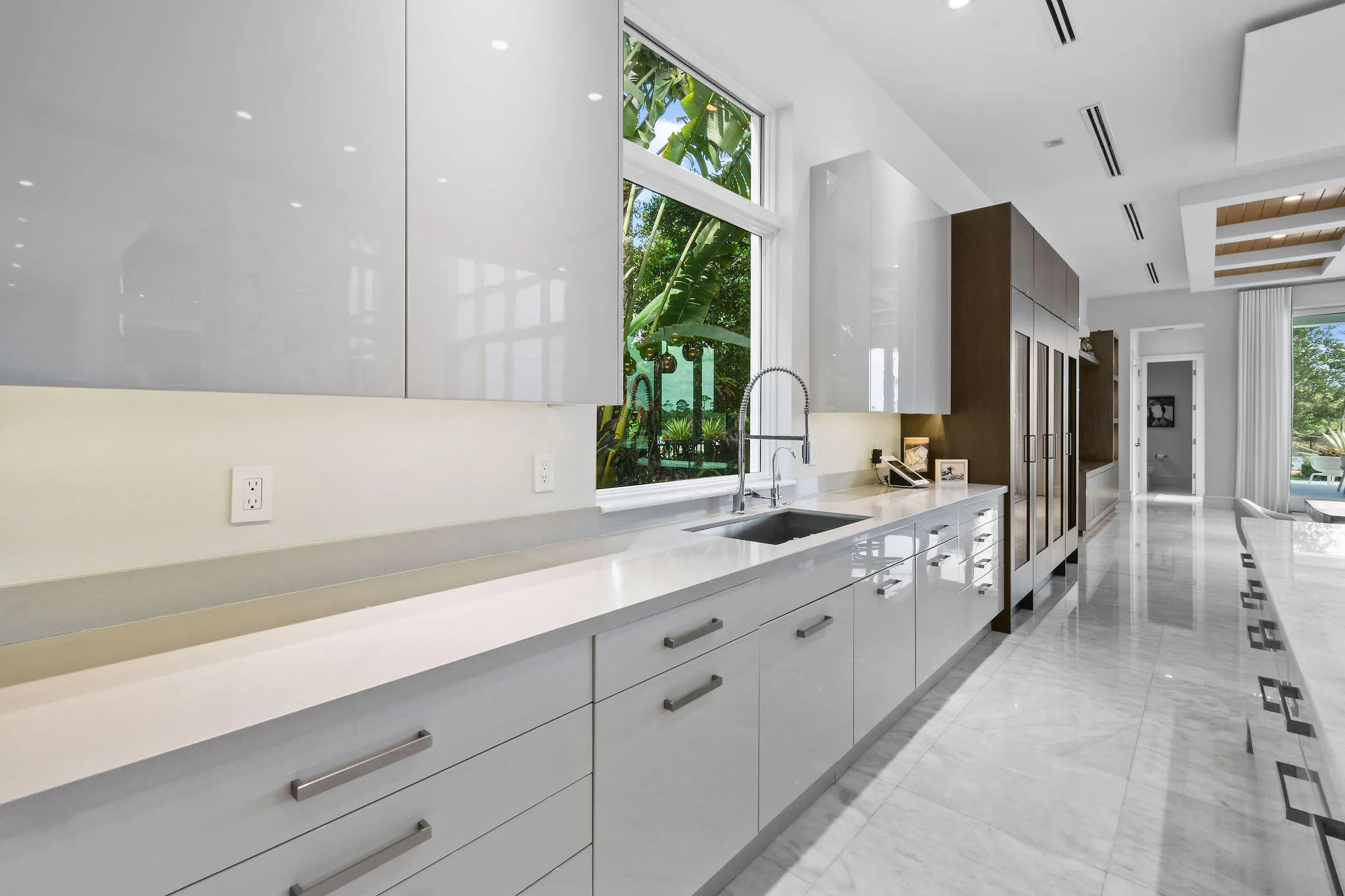 14630WatermarkWay(24)